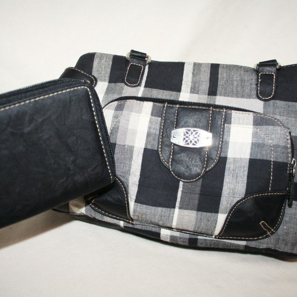 💗 NWOT PLAID BLACK WHITE PURSE w/ SMALL WALLET COMPARTMENT BAG MAGNETIC CLOSURE - Picture 7 of 16